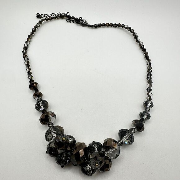 Stunning faceted black/dark gray crystal beaded necklace! - Picture 3 of 12